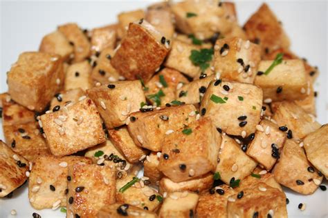  Le Tofu Brûlé à la Sauce Douce: Un Délice Fumé aux Notes Caramelées Irresistibles ?